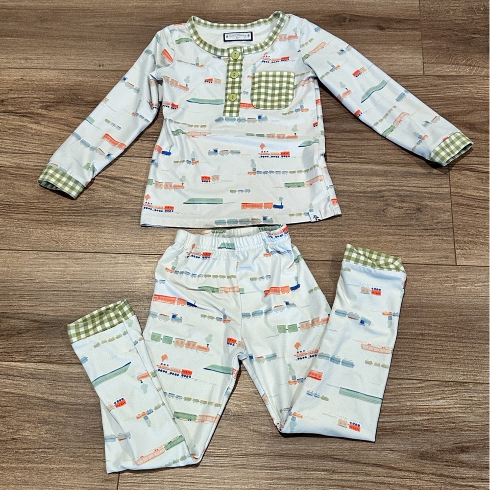 SweetHoney Boys 5 Green Checkered Train Long Sleeve Pajama Set